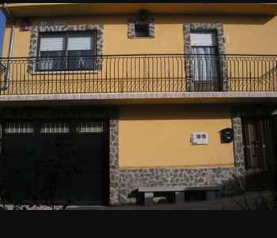 Casa Rural El Carrascal Valdefuentes de Sangusín Exteriör bild